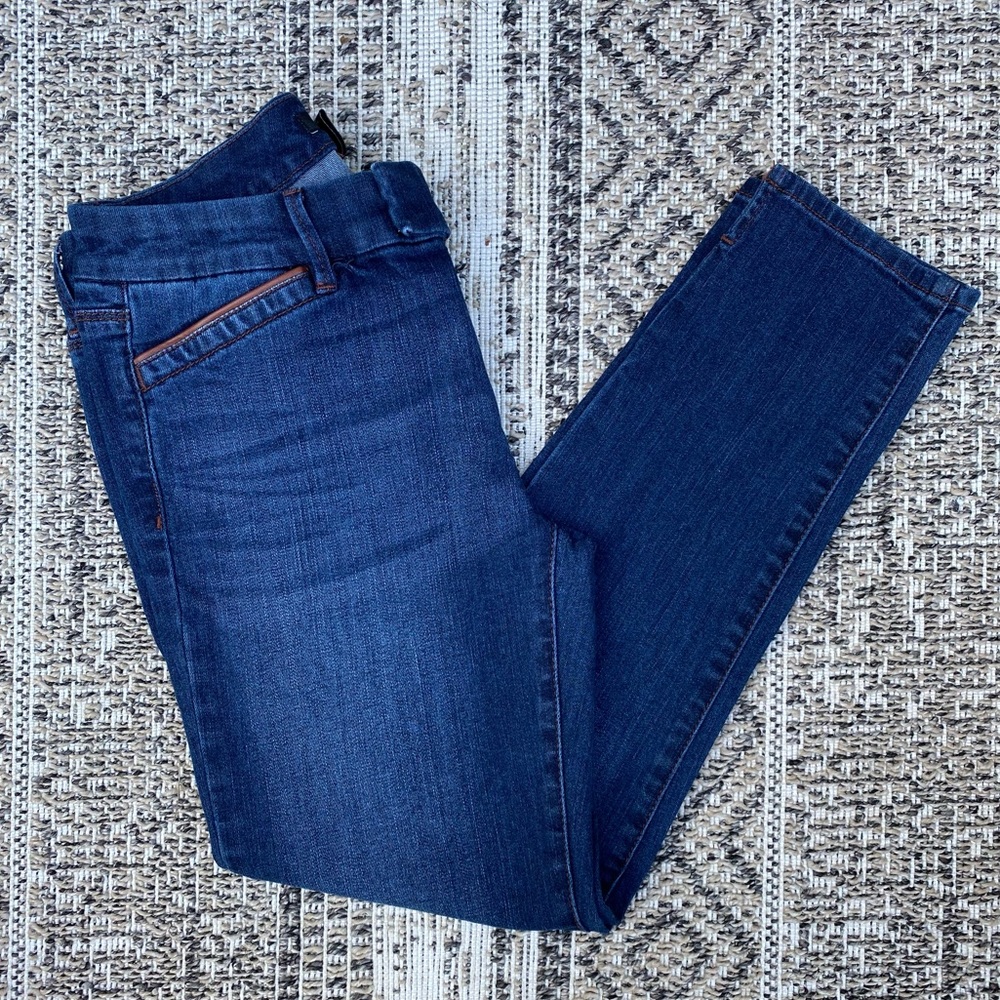 White House Black Market Skinny Crop Jeans Size 2